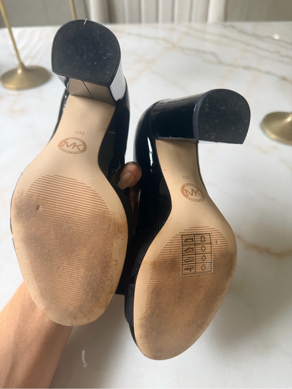 MICHEAL KORS \ Black Patent Block Heel with bow // SIZE 5 - Picture 4 of 5